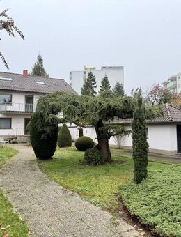 Großes Einfamilienhaus auf traumhaftem Grundstück - Rheinstetten