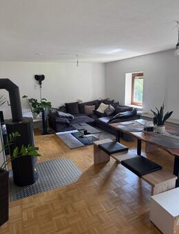 Gemütliche Altbau-Wohnung in ehem. Bauernhaus - Allach, ca. 60m² - München