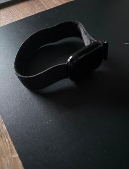 Apple Watch Series 10 GPS + Cellular 46mm Aluminium diamantschwarz Sportarmband schwarz M/L Zustand: sehr gut (Art. Nr. - Hamburg