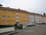Renovierte 4 - Zimmer Wohnung mit Balkon in modernisierter Wohnanlage! - Neustadt (Donau)