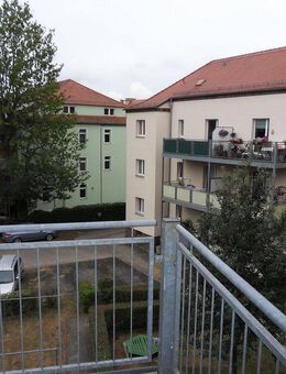 Wahren - moderne 3-Raum-Familienwohnung mit sehr großem Südbalkon, Wohnküche und Stellplatzoption - Leipzig