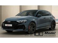 Audi RS3, Sportback | Schalensitze | |, Jahr 2024 - Blaufelden