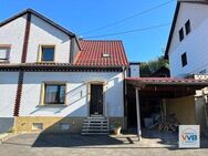 Schönes 1-2 Familienhaus mit Garten, Garage und Carport in Völklingen- Lauterbach - Völklingen