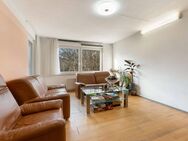 Frankfurt - Nieder-Eschbach: Familienfreundliche 4-Zimmer-Wohnung mit Blick ins Grüne - Frankfurt (Main)
