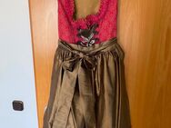 Außergewöhnliches Dirndl von Svenja Jander - Arnsberg