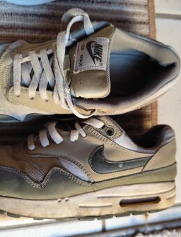 Nike Sneaker grün Damen - Ludwigsburg Zentrum