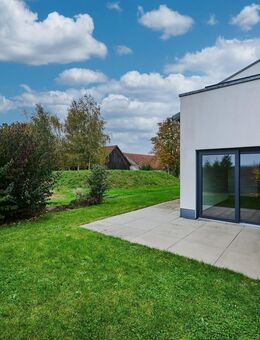 Erdgeschosswohnung mit Terrasse nah Straubing: Naturnah wohnen in Feldkirchen - Feldkirchen (Regierungsbezirk Niederbayern)