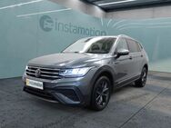 VW Tiguan, 2.0 TDI Allspace Move PRO 18, Jahr 2023 - München