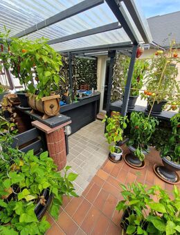 Schönes Einfamilienhaus mit Garage und Balkon, in idyllischer Lage auf Niederwerth - Niederwerth