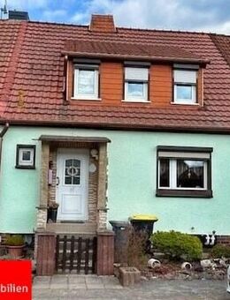 Reihenhaus mit Zufahrt zum Grundstück in Nordhausen - Nordhausen