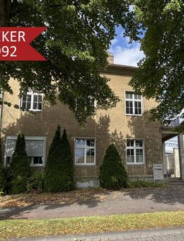 Vermietetes, zentral gelegenes Zweifamilienhaus mit Werkstatt und Garagen! - Herford (Hansestadt)