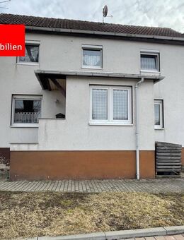Kleines Einfamilienhaus mit grünem Innenhof - Gangloffsömmern