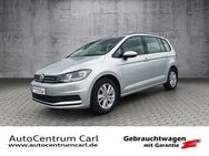 VW Touran, 2.0 TDI Comfortline, Jahr 2020 - Plauen