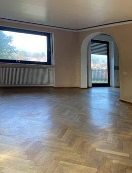 HS6759 Großzügiger und ruhiger Bungalow in sonniger Lage / Herrngiersdorf - Herrngiersdorf