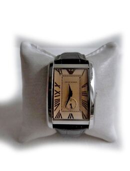 Große Armbanduhr von Armani - Nürnberg