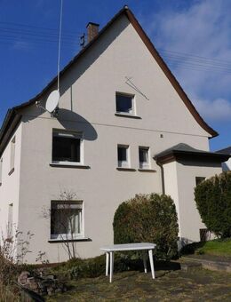 SCHÖNE WOHNUNG MIT GARTENNUTZUNG - IDEAL FÜR STUDIERENDE ° SIEGEN - WEIDENAU/HAARDTER BERG - Siegen (Universitätsstadt)