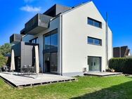 Traumhafte Doppelhaushälfte mit separater 2-Zimmer Wohnung - in zweiter Seereihe ! - Konstanz