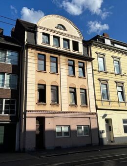 Ein voll vermietetes 6 Parteienhaus in Krefeld-Cracau zu verkaufen. - Krefeld
