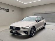 Volvo V60, B4 D Plus Dark HANDWERKER SPECIAL, Jahr 2022 - Soest