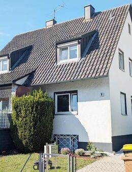 Großzügiges Ein- bis Zweifamilienhaus mit Garage und Garten! - Heinersreuth