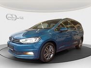 VW Touran, 2.0 TDI Highline ASSISTENTEN, Jahr 2021 - Werneuchen