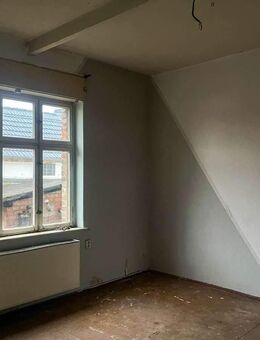 Attraktives Sanierungsobjekt : Stadthaus in schöner Lage - Aken (Elbe)