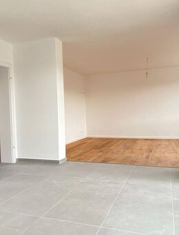 Traumhafte 3,5ZKBB mit Einbauküche, Stellplatz & Garage - Schwetzingen
