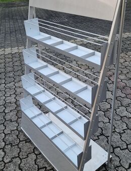 Display, Alu, sehr edle Ausführung, rollbar, mit 4 Ablagefächern, NEU, 6 Stück - Köln