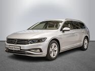 VW Passat Variant, ELEGANCE TDI IQ-LIGHT SPORTKOMFORTSITZE, Jahr 2023 - Northeim