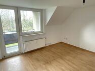 Schöne kl. 3 Zimmer Wohnung mit Laminatboden - Duisburg