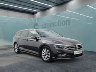 VW Passat Variant, 2.0 TDI Elegance R-Line DIG IQ DRIVE, Jahr 2023 - München