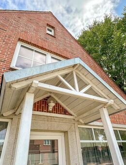Charmantes Ein- bis Zweifamilienhaus in zentraler Lage von Lensahn - Lensahn