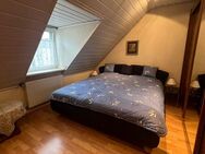 Zentrale 3 Zimmer Wohnung mit Stellplatz & neuer Küche - Krefeld