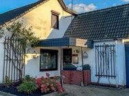 Bringen Sie dieses charmante Haus wieder zum Erblühen! - Bremerhaven