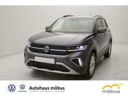 VW T-Cross, 1.0 l TSI Life 116 APP, Jahr 2022 - Berlin