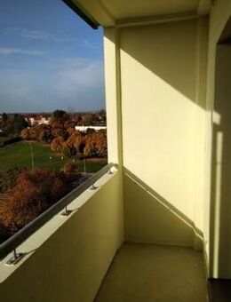 Große 4 Zimmerwohnung mit Einbauküche ab sofort zu vermieten! - Zeithain