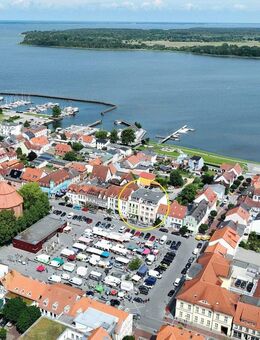 Barrierefreie Wohnung am Markt mit Einbauküche und "Boddenblick" - Ribnitz-Damgarten