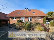 Großer Traumgarten vom Profi angelegt mit viel Platz über 3 Etagen in DHH mit überd. Terrasse- Hinterbebauung ggfs. möglich - Marschacht