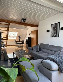 Elegante DG-Wohnung im angesagten Viertel - Düsseldorf