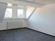 Gepflegte 2-Raum Dachgeschoss-Wohnung - Oberhausen