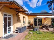 Generationenwohnen: Bungalow & Zweifamilienhaus auf großem Grundstück - Woltersdorf (Brandenburg)
