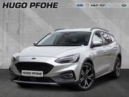 Ford Focus, 1.5 l Active EcoBoost 8, Jahr 2019 - Hamburg
