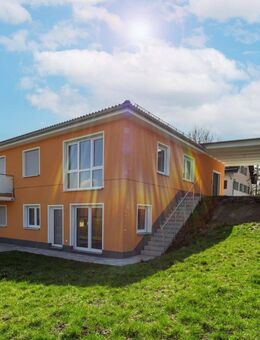 Großes Niedrigenergiehaus mit Weitblick und Einliegerwohnung in Eppendorf - Eppendorf