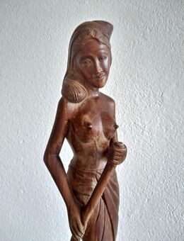 Holzskulptur Deko Figur Frau beim Kehren Akt 58cm 2,2kg - Lübeck