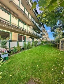 Drei Mehrfamilienhäuser und ein Grundstück am Volkspark in Duisburg-Rheinhausen - Duisburg