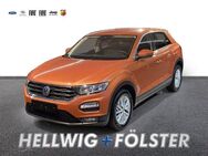 VW T-Roc, 1.0 TSI Basis Android, Jahr 2018 - Hohenlockstedt