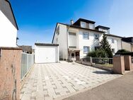 Gepflegtes Dreifamilienhaus - 432m² Grundstück in Pforzheim (Wilferdinger Höhe) - Pforzheim