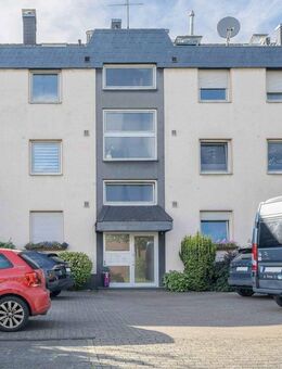 Vermietete Dachgeschoss-Perle mit Balkon und Stellplatz in Oberhausen - Ihre Top-Investition! - Oberhausen