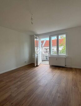 PROVISIONSFREI! 1 ZIMMER WOHNUNG IM KÖRNERKIEZ! BALKON MIT SÜDAUSRICHTUNG! - Berlin