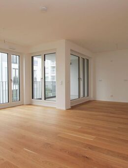 Geräumige 3-Zimmer-Wohnung mit Süd-Loggia - München